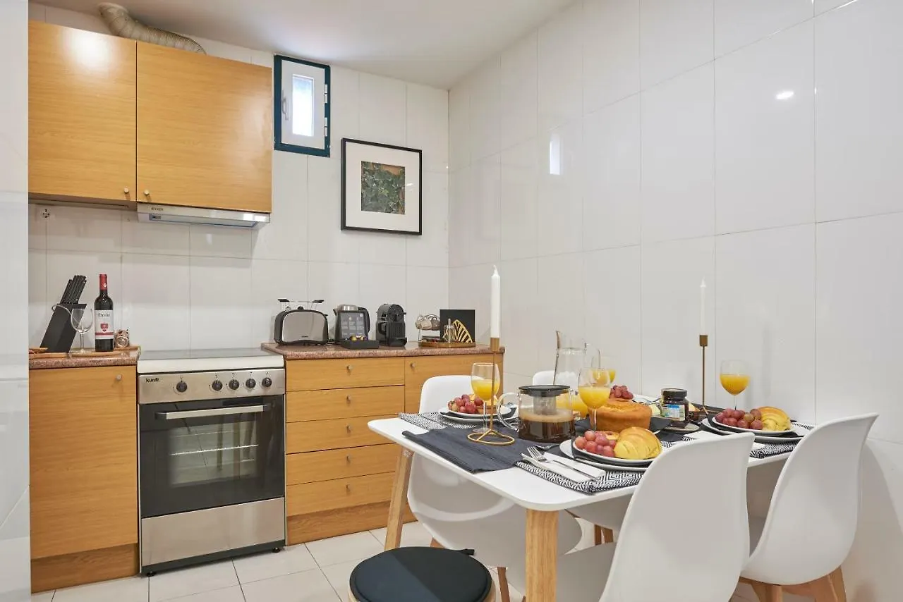 Casa Portuguesa Rosa Apartment Lisbon