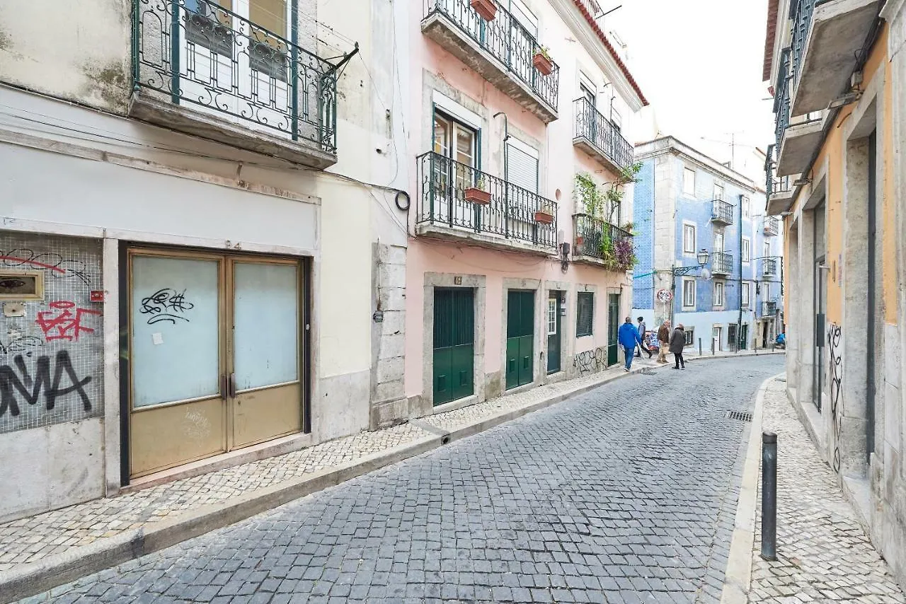 Casa Portuguesa Rosa Apartment Lisbon
